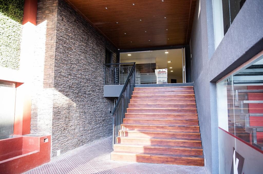 184ae4c7-e6d8-4f00-b15a-ce07556771ee