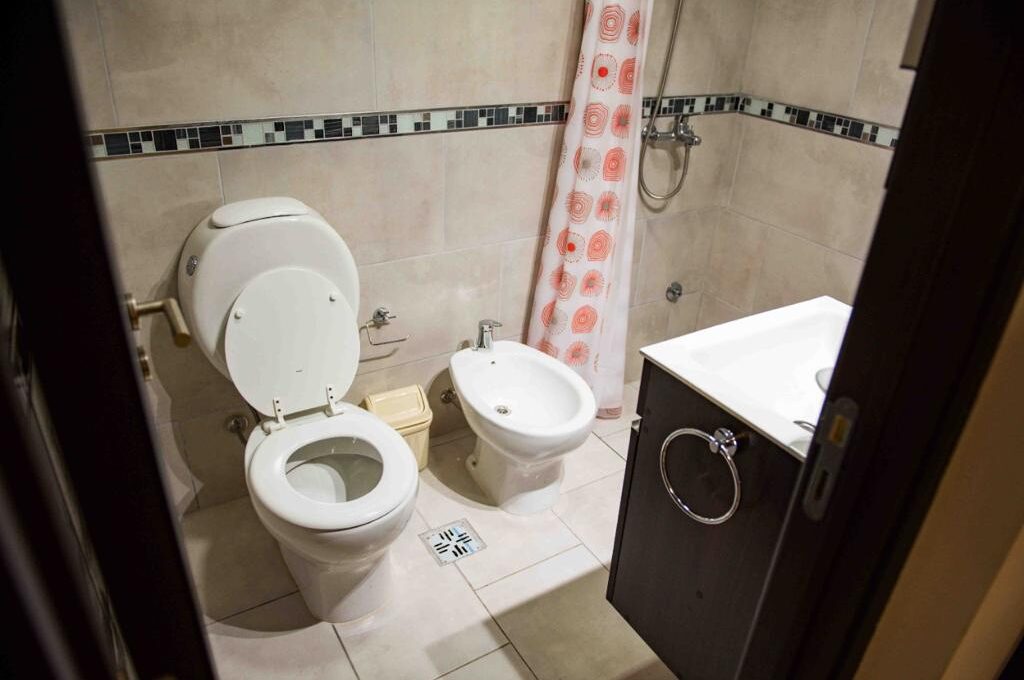 77c400a3-0c4d-43fd-ad33-77fdb5715429