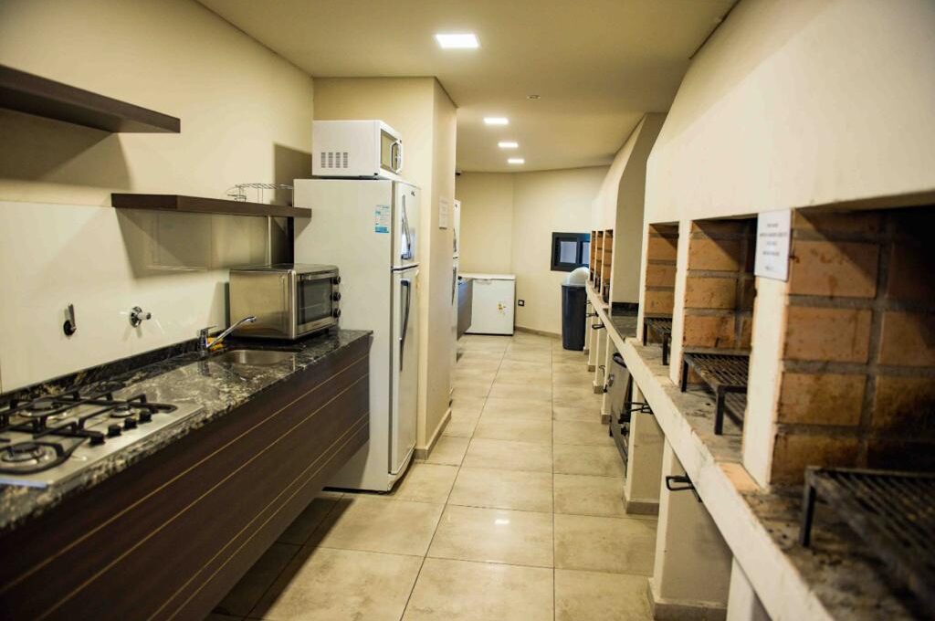 8c42d861-a6ad-4795-a086-0de1f811c8f2