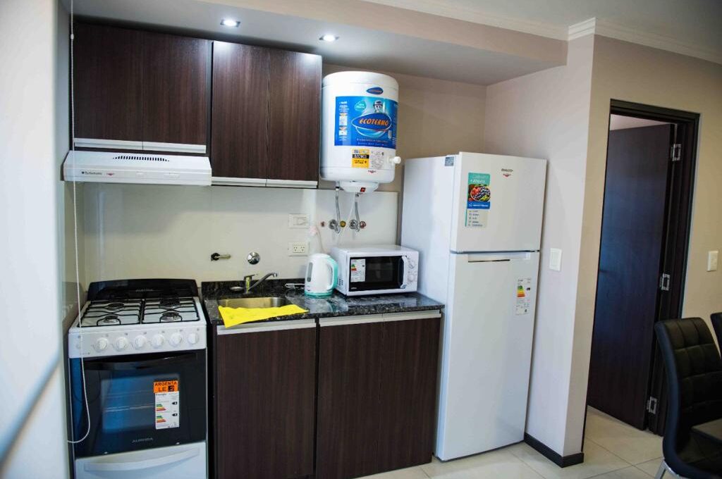 aa1a07fc-bb1d-4e24-8aca-747c4ac4c220