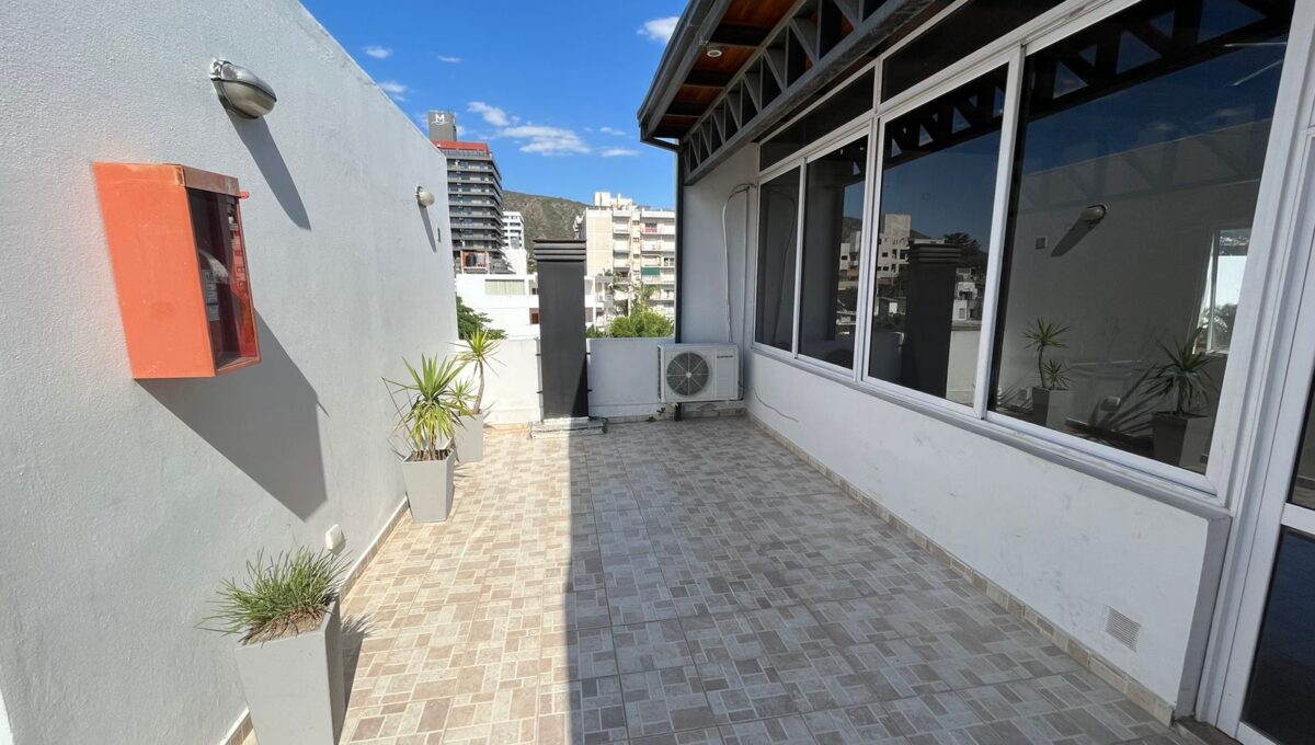 WhatsApp Image 2022-11-18 at 16.24.00