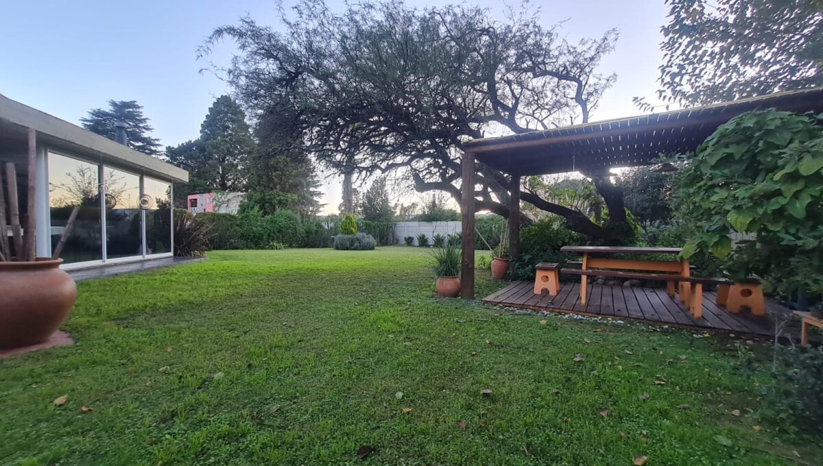 Imagen de WhatsApp 2025-05-05 a las 18.07.46_64f15c7d