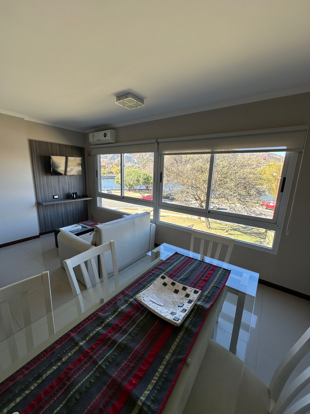 V375 VENETO 2 FRENTE AL LAGO 1 DORMITORIO