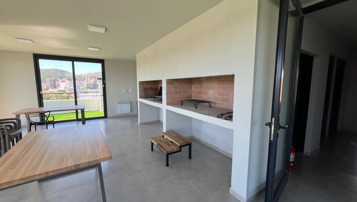 33f36efa-99c6-458f-af44-06b550f527c3