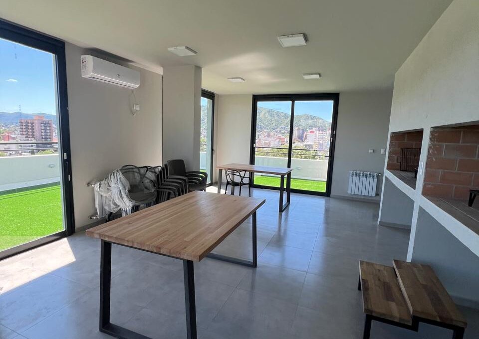 88c51e3c-910b-4181-90e4-5b6068157ef8