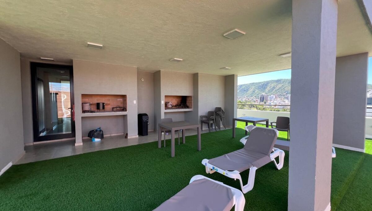 b568b28e-8e89-4f96-8b69-5d7c3ece3228