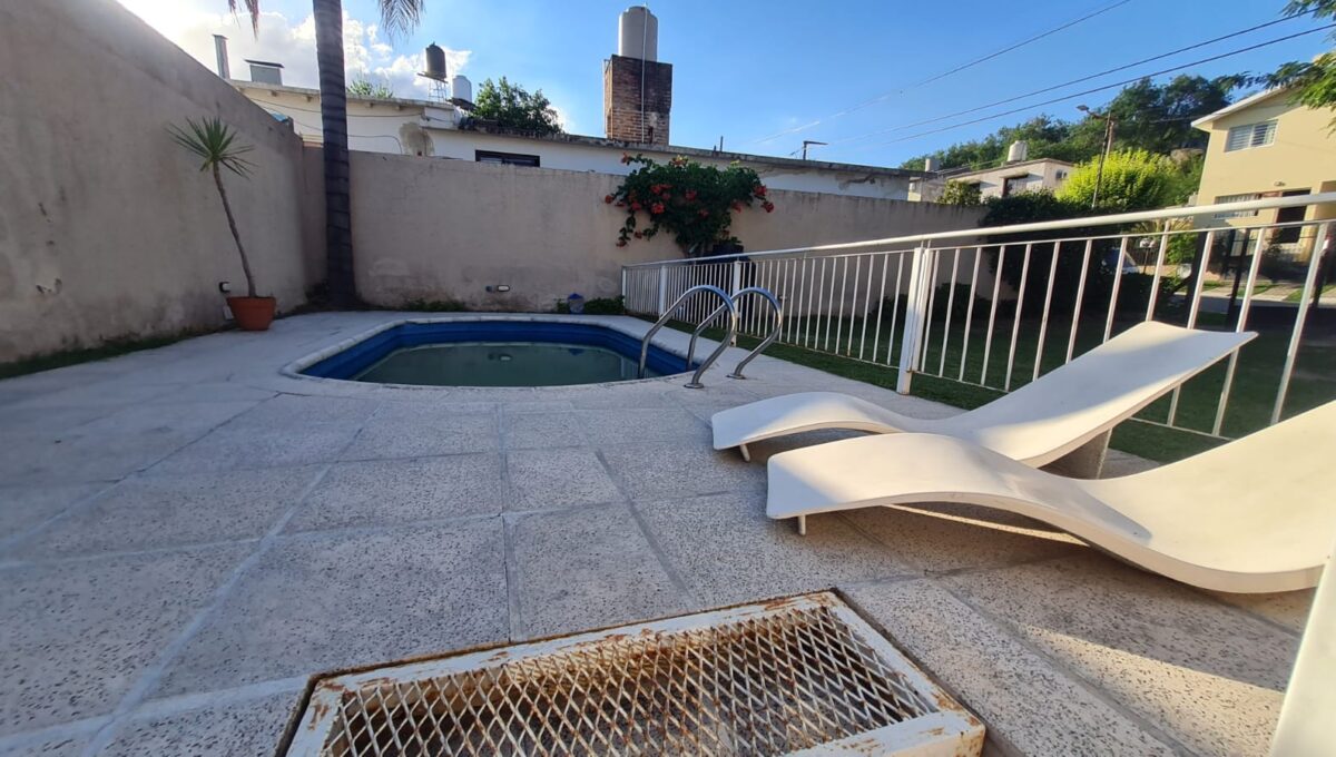 WhatsApp Image 2025-12-04 at 10.18.53 (1)