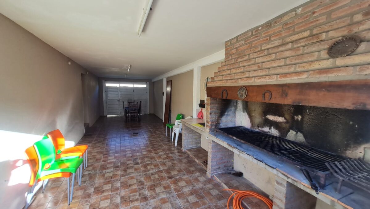 WhatsApp Image 2025-12-04 at 10.18.54 (2)