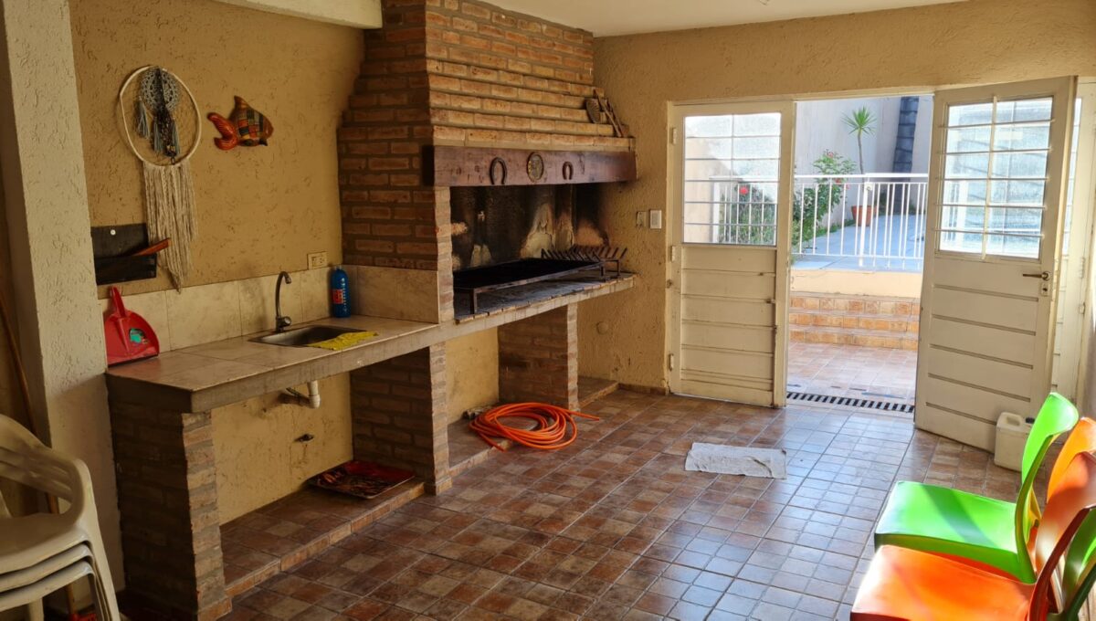 WhatsApp Image 2025-12-04 at 10.18.55 (1)