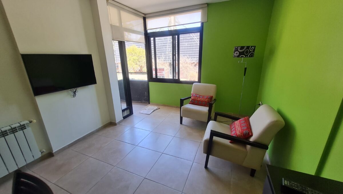 4513b730-84a7-4947-a382-2b856cfdac37