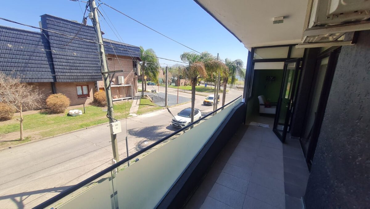 7e37e29b-dff3-4387-948f-70790acf2cf3