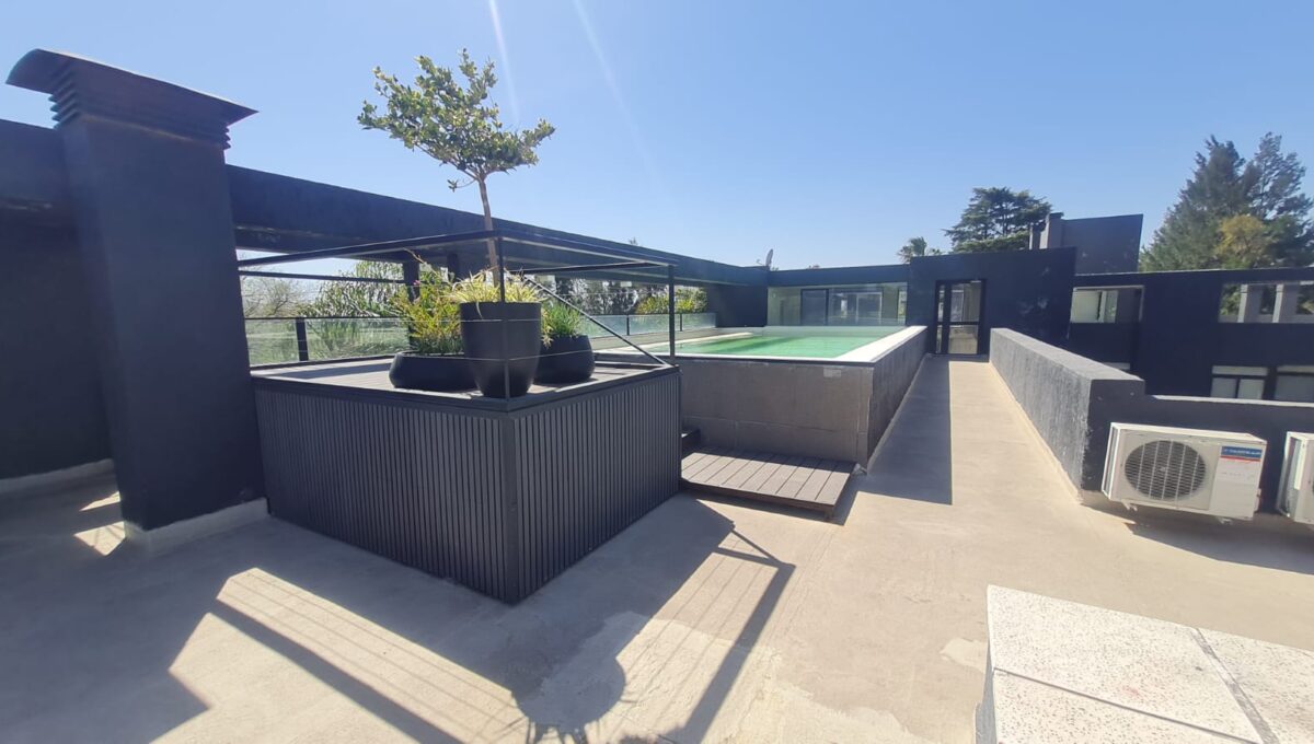 bfd35586-f699-4951-9ad7-ed790b7baeb1