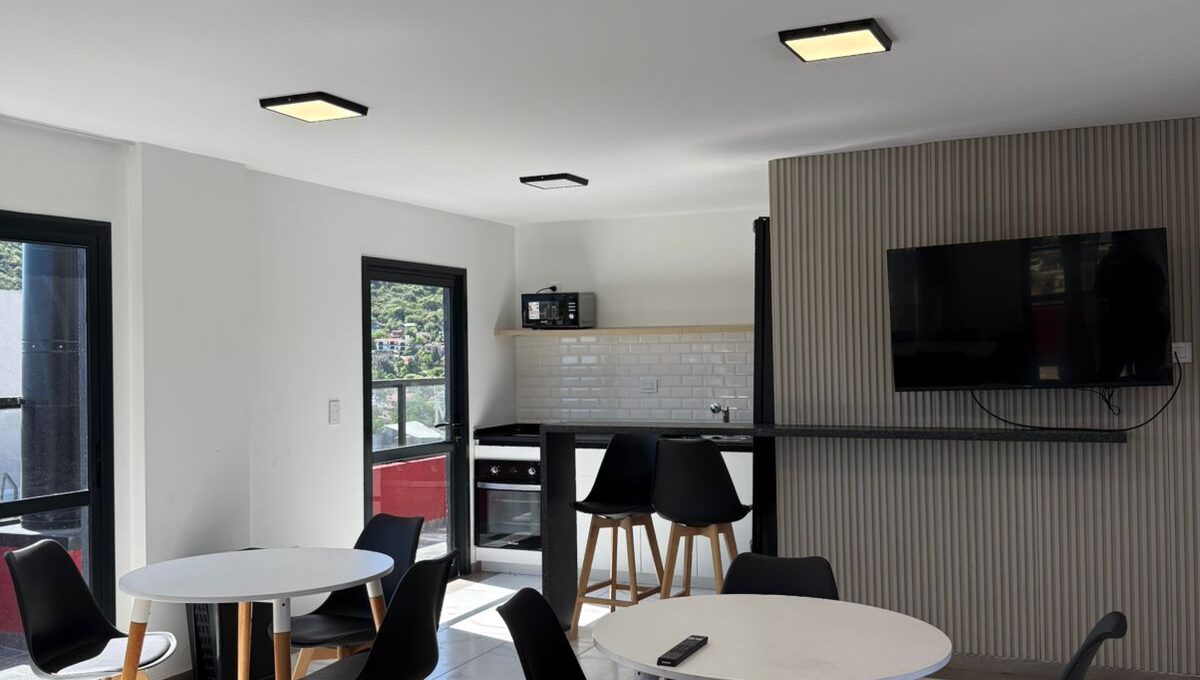 e968b92c-f975-4b21-81ef-67c8e098ea68