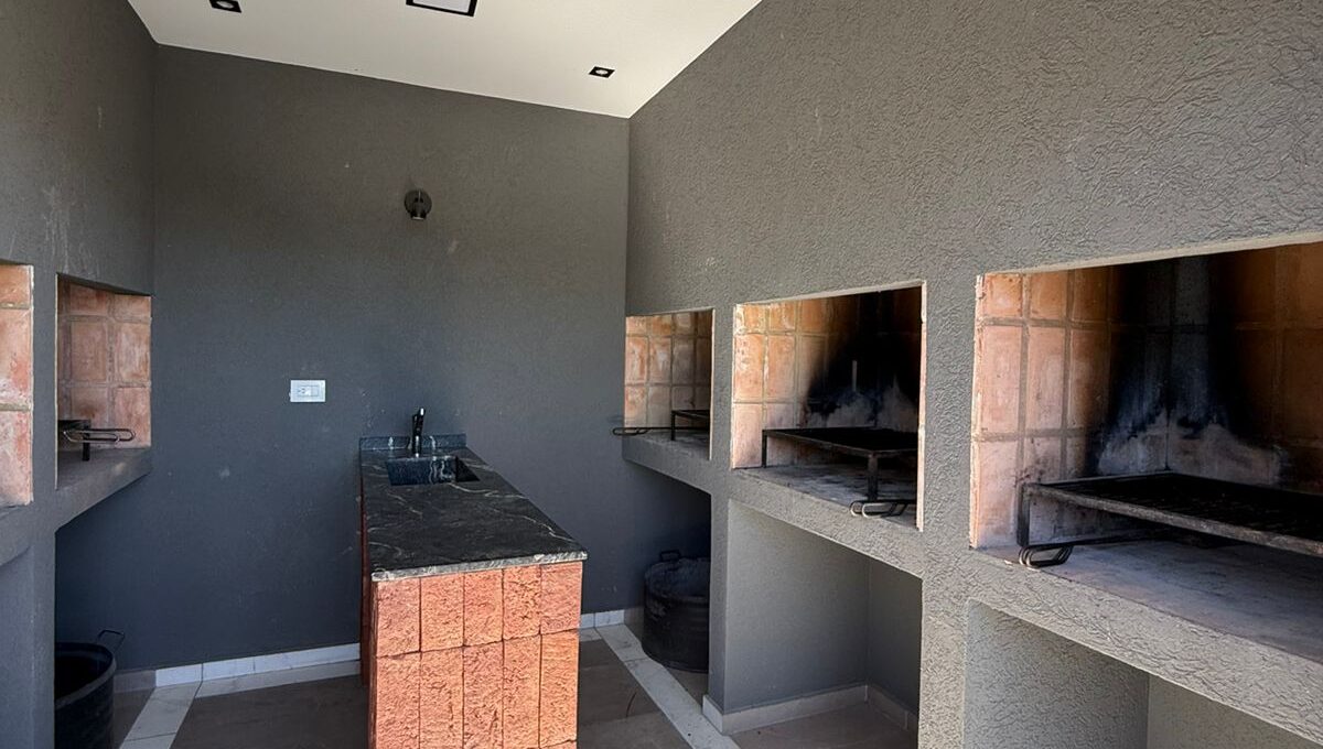 fb9d0386-cf72-4353-92c0-fc2b68169183